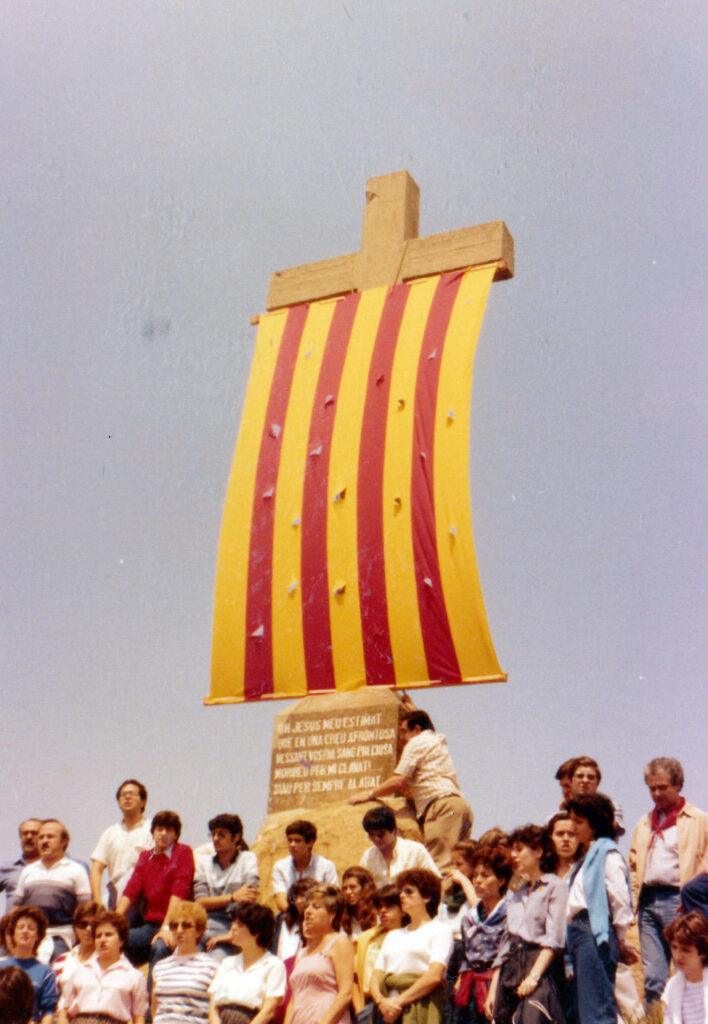 Aplec de la Senyera Creu de Montigala Badalona.